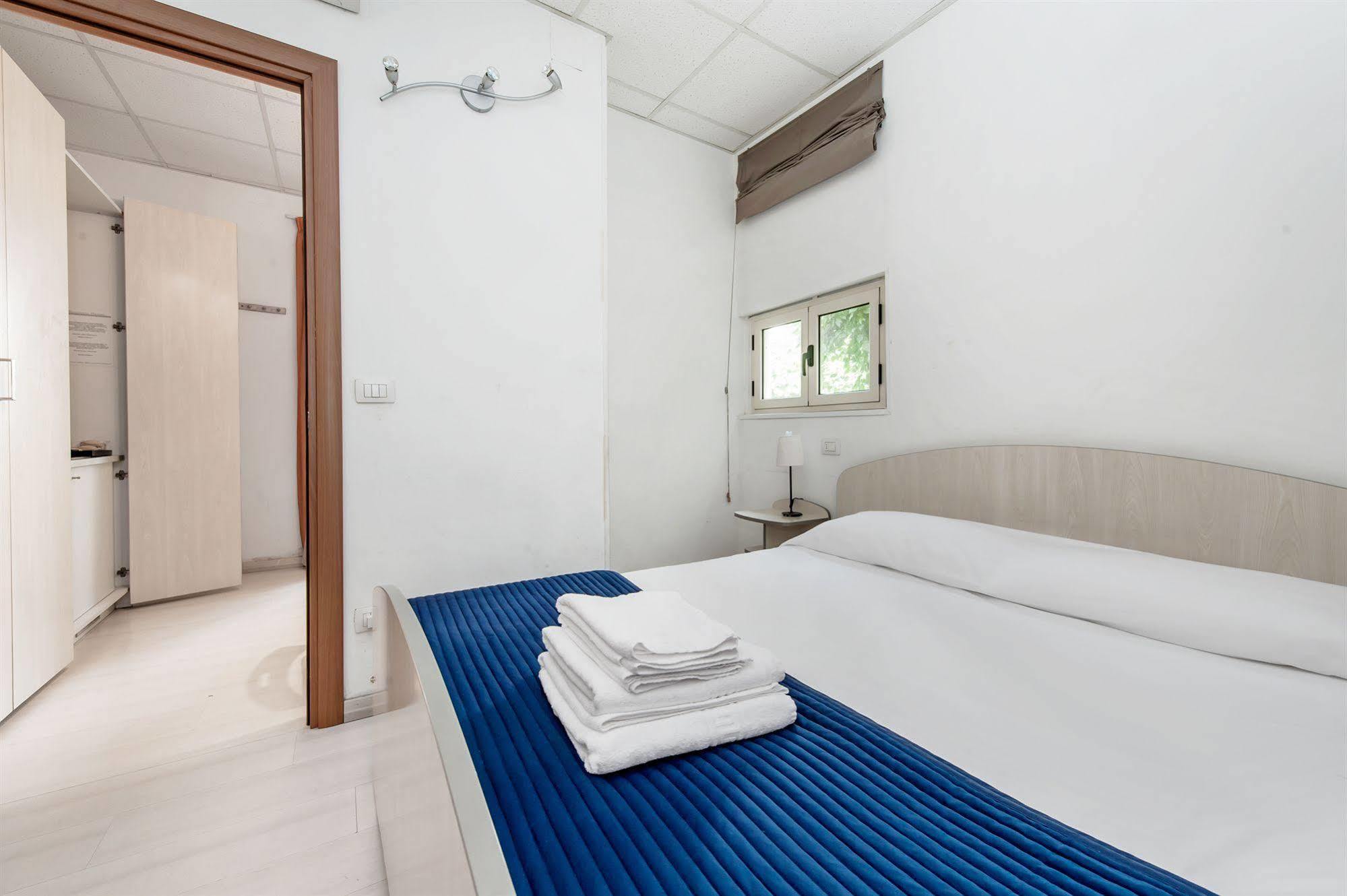 Aparthotel Residenza Maxima Roma Exterior foto
